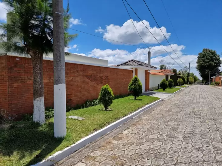 Q3,100,000 Casa en Venta Km. 19.5 Carretera a El Salvador