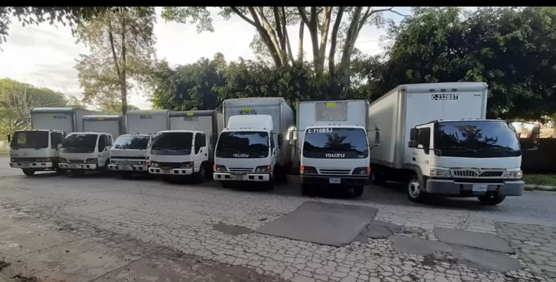 Q599 Fletes y mudanzas a todo el país. camiones de 3.4 a 7 toneladas