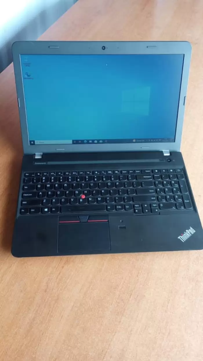 Q2,650 Laptop Lenovo Thinkpad E560 Ci5 6ta